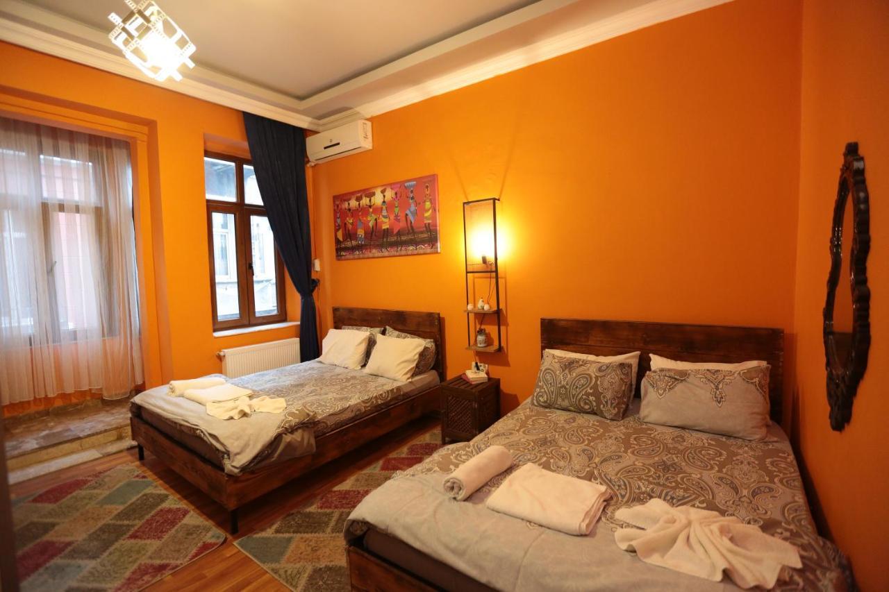Taksim Pandora * Provincia di Istanbul